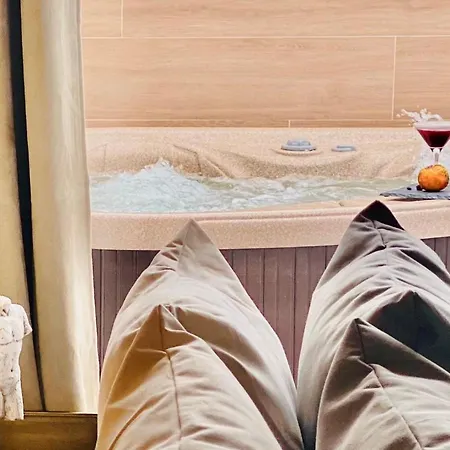 Canaryislandshost L The Secret *