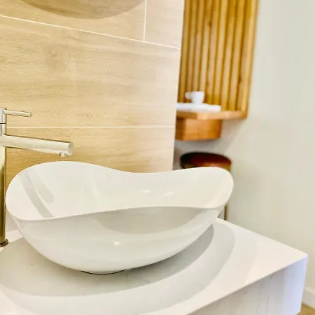 Canaryislandshost L The Secret * Playa Honda (Lanzarote)