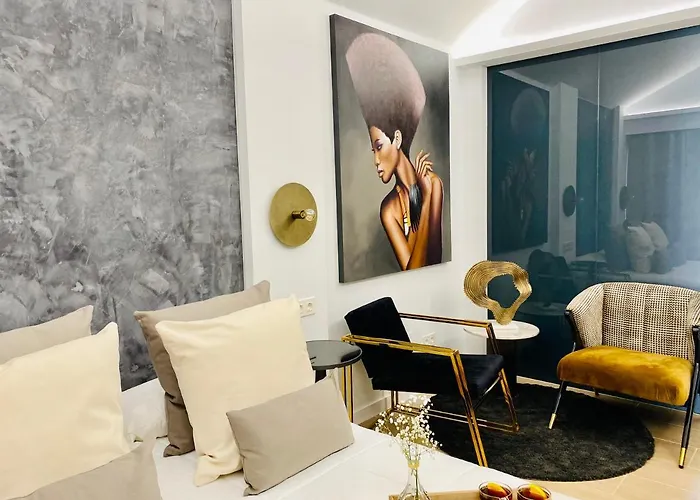 Canaryislandshost L The Secret * Playa Honda (Lanzarote)