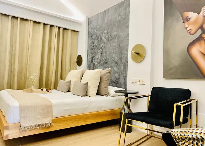 Canaryislandshost L The Secret *