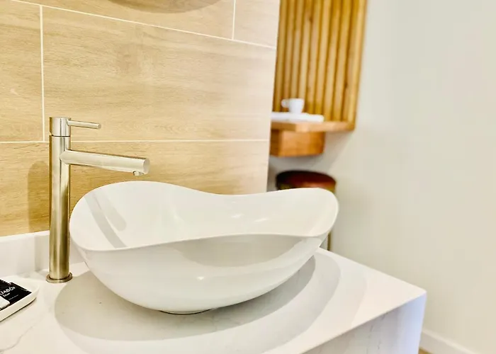 Canaryislandshost L The Secret * 宏达海滩